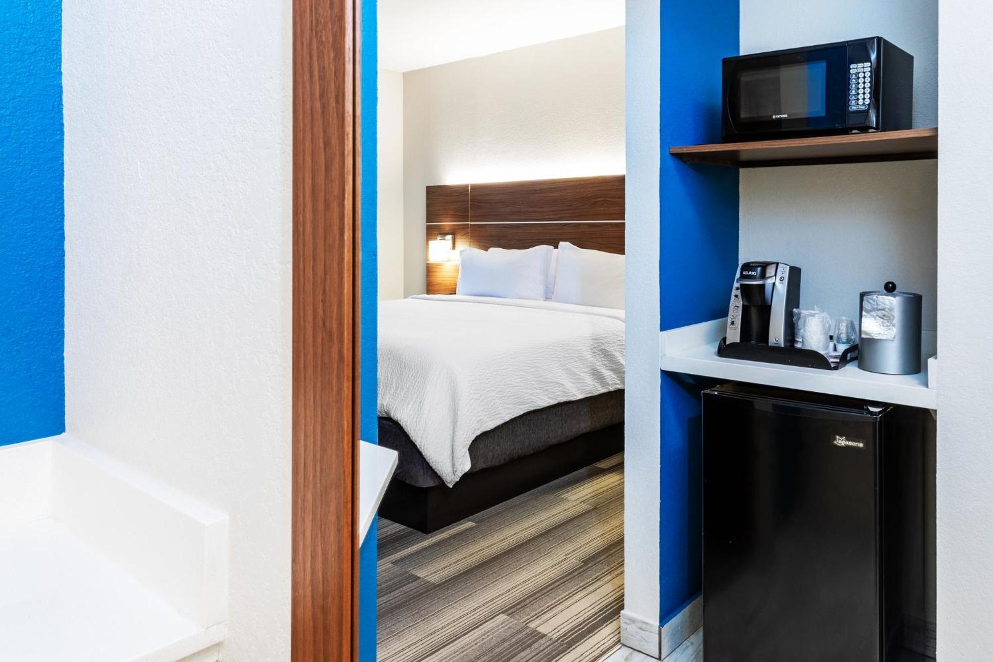 Holiday Inn Express & Suites Del Rio By Ihg מראה חיצוני תמונה